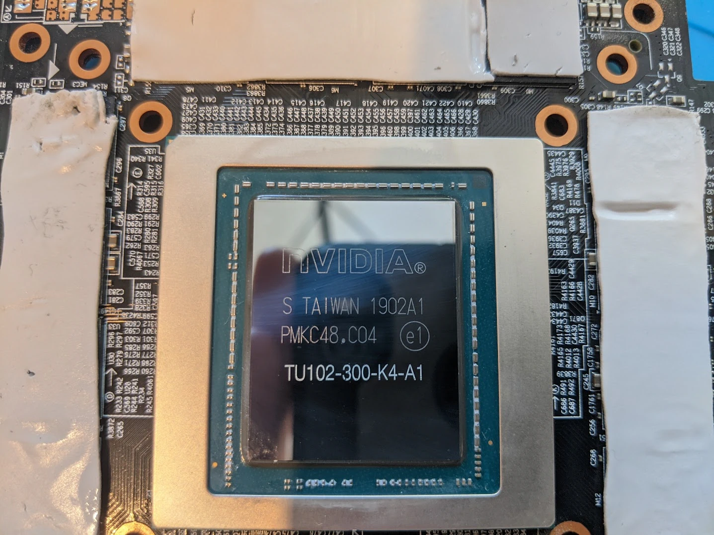 Clean GPU core awaiting thermal paste